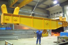 Cranes, material handling equipment